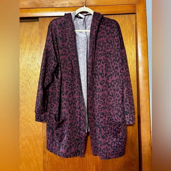 Lularoe Cardigan - Picture 1 of 4